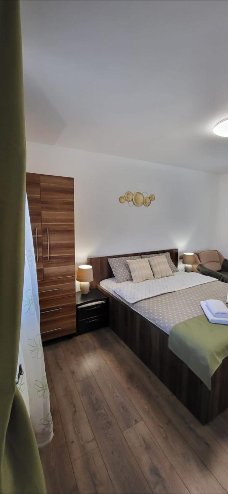 Huesca House Hotel ทูร์ดา ภายนอก รูปภาพ